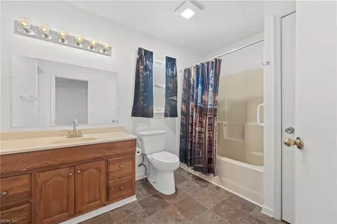 7048 Little Peyton Pl, Gloucester, VA 23061 photo 15