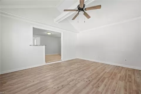 7048 Little Peyton Pl, Gloucester, VA 23061 photo 9