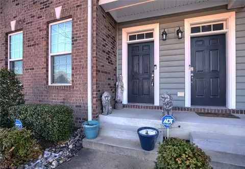 303 Waterside Dr #34, Hampton, VA 23666