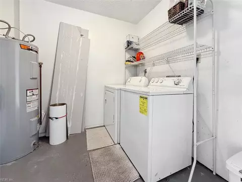 112 N First St, Hampton, VA 23664 photo 23