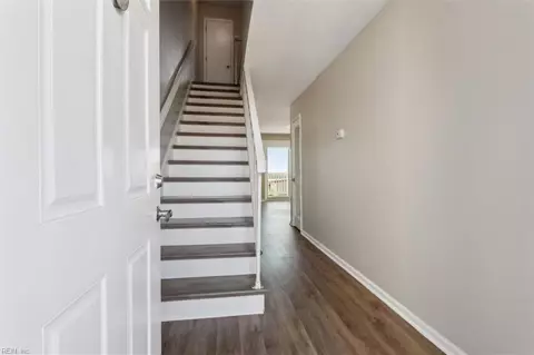 112 N First St, Hampton, VA 23664 photo 5