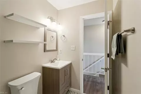 112 N First St, Hampton, VA 23664 photo 16