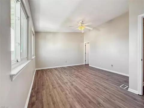 112 N First St, Hampton, VA 23664 photo 17