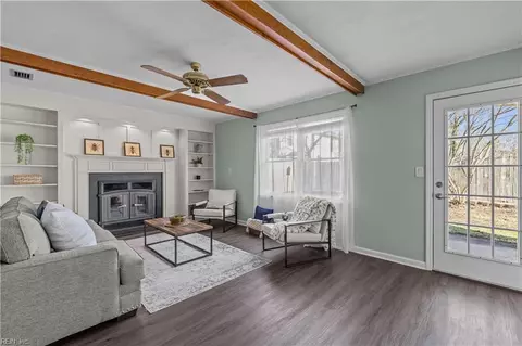 5529 Quarterpath Gate Gate, Virginia Beach, VA 23455