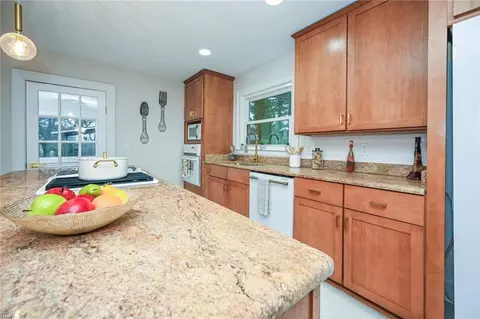 322 Hill St, Suffolk, VA 23434 photo 16