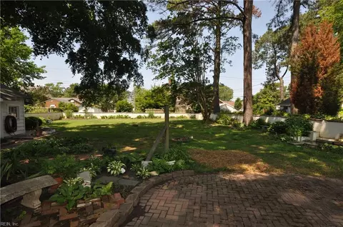 135 Hampton Roads Ave, Hampton, VA 23661 photo 27