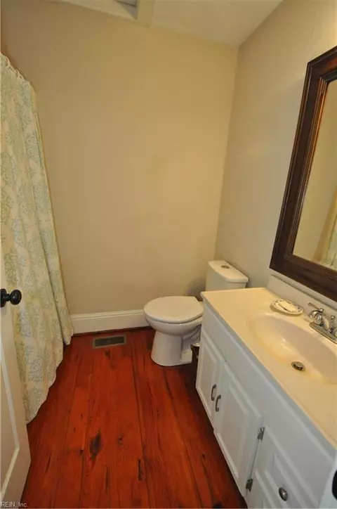 135 Hampton Roads Ave, Hampton, VA 23661 photo 18