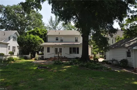 135 Hampton Roads Ave, Hampton, VA 23661 photo 2
