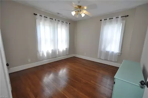 135 Hampton Roads Ave, Hampton, VA 23661 photo 14