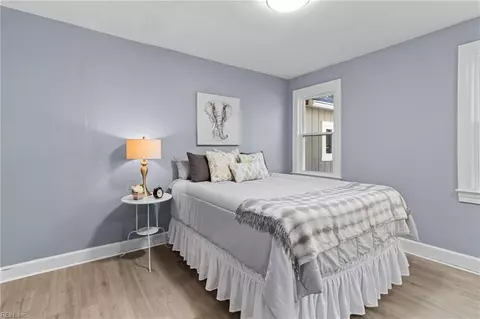Bedroom - 223 Pocahontas Pl, Hampton, VA 23661 photo 3 of 8