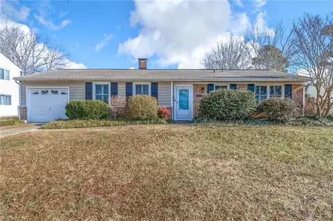568 Old Post Rd, Virginia Beach, VA 23452