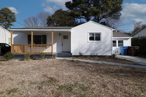 718 Marcus St, Chesapeake, VA 23320