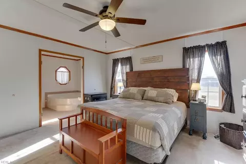 Bedroom - 9182 Doles Rd, Ivor, VA 23866 photo 3 of 8
