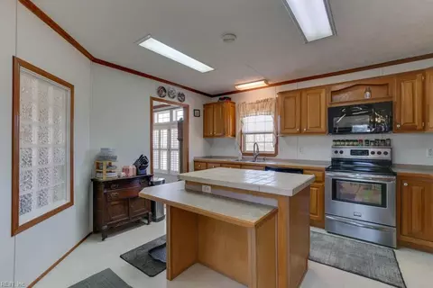 Kitchen - 9182 Doles Rd, Ivor, VA 23866 photo 1 of 4
