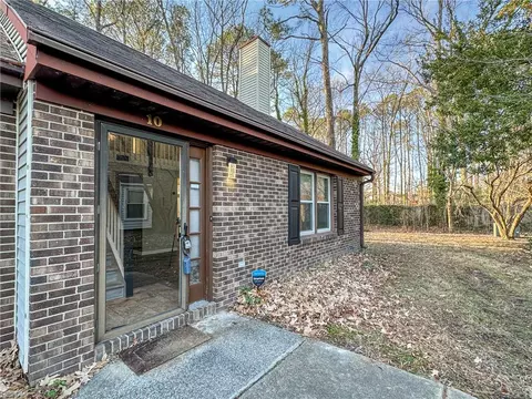 Exterior - 10 Covenant Ct, Hampton, VA 23666 photo 2 of 3