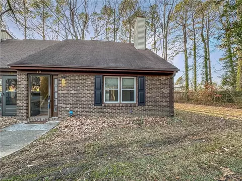10 Covenant Ct, Hampton, VA 23666