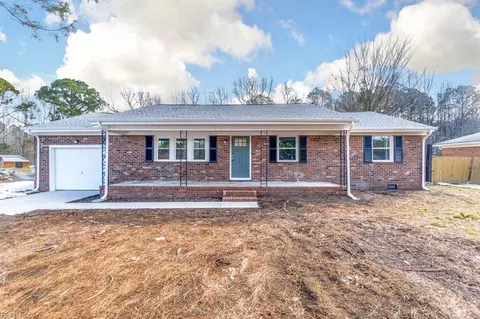 809 Colony Manor Rd, Chesapeake, VA 23321
