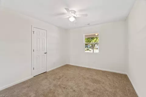 809 Colony Manor Rd, Chesapeake, VA 23321 photo 10