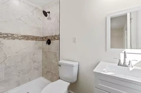809 Colony Manor Rd, Chesapeake, VA 23321 photo 17