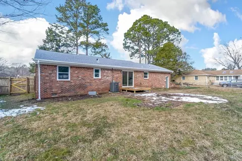 809 Colony Manor Rd, Chesapeake, VA 23321 photo 20