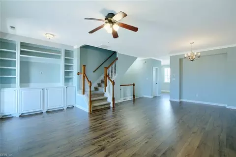 Living - 104 Aqua Ct, Hampton, VA 23666 photo 5 of 6