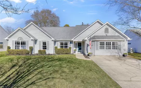 1204 Hickman Arch Arch, Virginia Beach, VA 23454