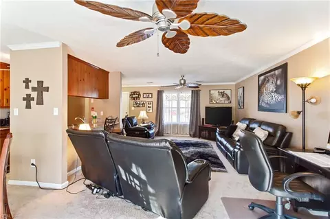 Living - 13 Tupelo Cir, Hampton, VA 23666 photo 1 of 3