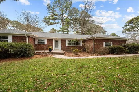 1601 Wildwood Dr, Virginia Beach, VA 23454