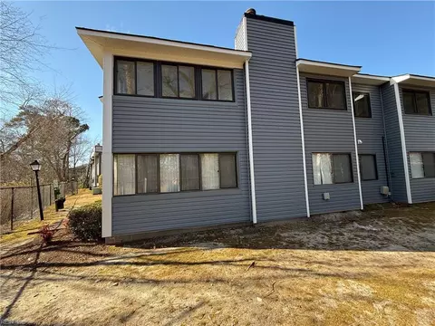 546 Pheasant Rn Run, Virginia Beach, VA 23452