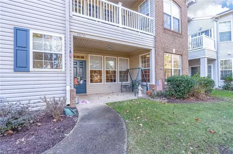 1070 Grand Oak Ln, Virginia Beach, VA 23455