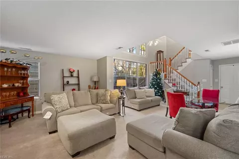 900 Fallcreek Rn Run, Chesapeake, VA 23322 photo 4