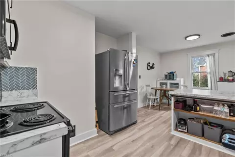 Kitchen - 8820 Commodore Dr, Norfolk, VA 23503 photo 5 of 6