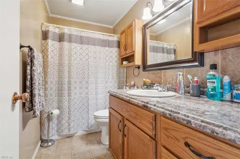 Bath - 1904 Andrews Blvd, Hampton, VA 23663 photo 1 of 1