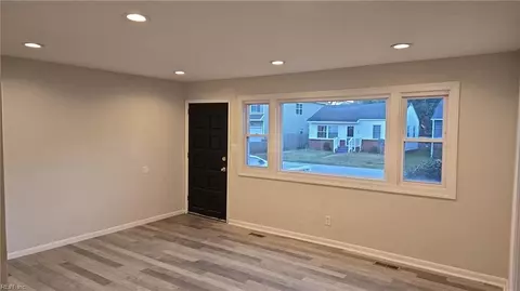 644 Rolfe St, Hampton, VA 23661