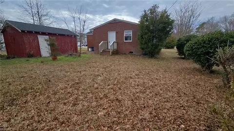 Exterior - 644 Rolfe St, Hampton, VA 23661 photo 2 of 6
