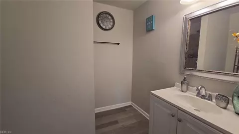 Entry Way - 644 Rolfe St, Hampton, VA 23661 photo 4 of 4
