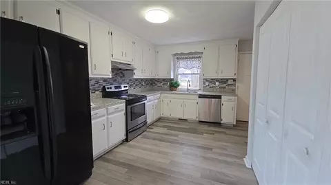 Other - 644 Rolfe St, Hampton, VA 23661 photo 4 of 10