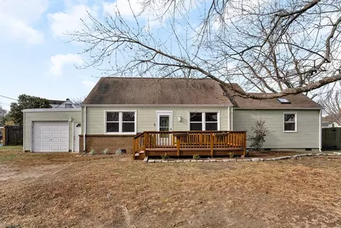 1368 Chanelka Rd, Norfolk, VA 23503