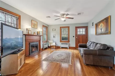 Other - 236 Pocahontas Pl, Hampton, VA 23661 photo 3 of 11