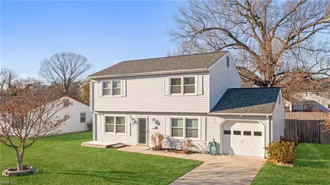 239 Malden Ln, Newport News, VA 23602
