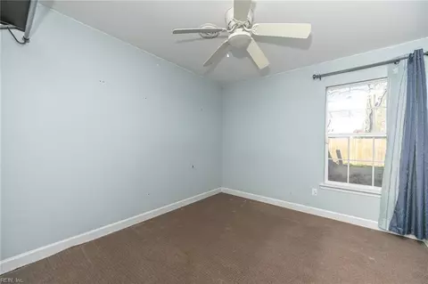 Bedroom - 804 Morris St, Hampton, VA 23663 photo 4 of 6