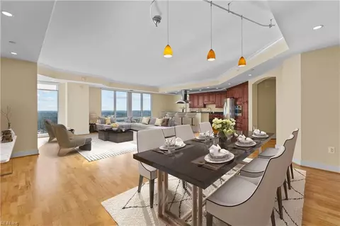 4545 Commerce St #2104, Virginia Beach, VA 23462