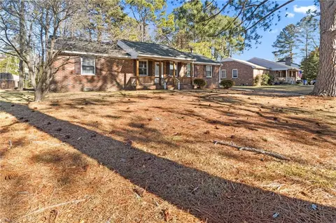 4024 Swannanoa Dr, Portsmouth, VA 23703