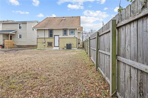 818 W 26th St, Norfolk, VA 23517 photo 31