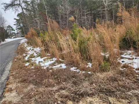 21 Ac Twin Rivers Ln, Gloucester, VA 23061