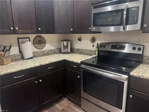 7116 Arrington St, Suffolk, VA 23435 photo 9