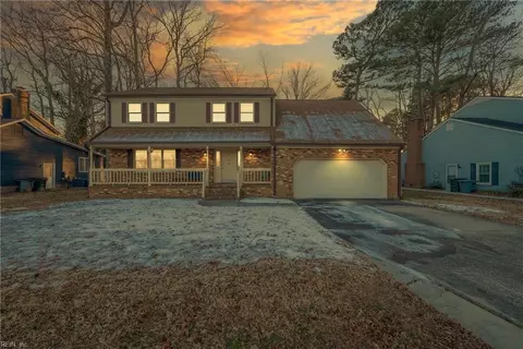 10 Sarfan Dr, Hampton, VA 23664