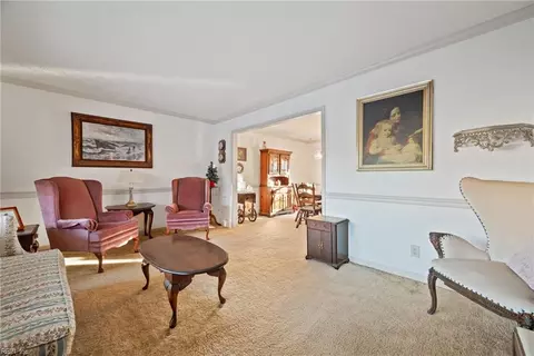 10 Sarfan Dr, Hampton, VA 23664 photo 4