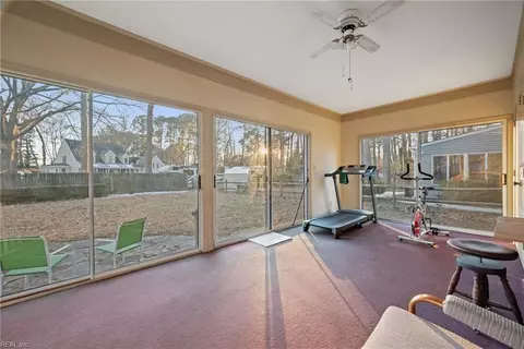 10 Sarfan Dr, Hampton, VA 23664 photo 29