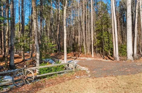8860 Pineview Rd, Suffolk, VA 23437 photo 29